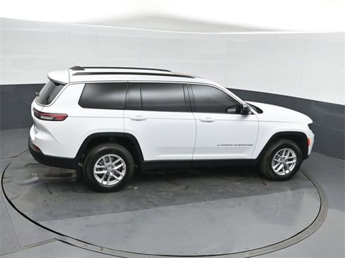 New 2025 Jeep Grand Cherokee L Laredo image 29