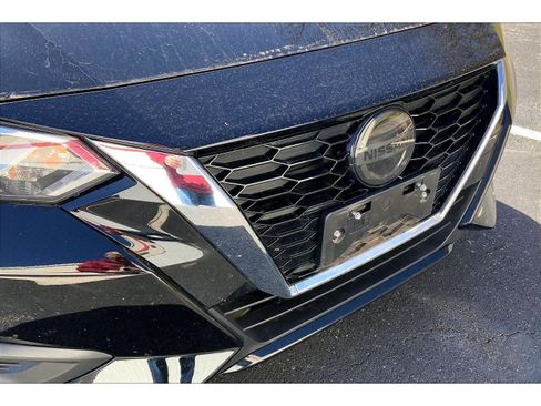 Used 2022 Nissan Sentra SV w/ Trunk Package image 29