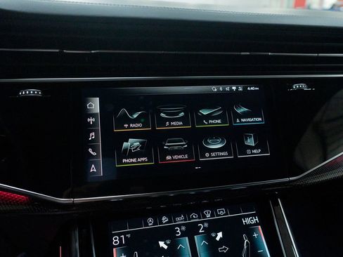Used 2020 Audi SQ7 Prestige image 45