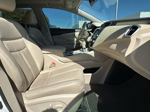 Used 2018 Nissan Murano Platinum image 28