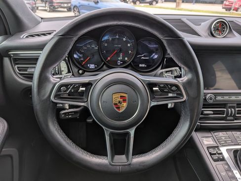 Used 2021 Porsche Macan AWD/4WD image 15