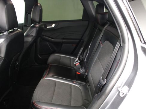 Used 2024 Ford Escape ST-Line w/ Tech Pack #1 FWD image 20