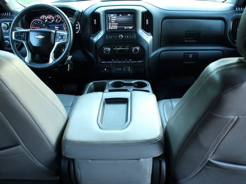 Used 2023 Chevrolet Silverado 2500 Custom w/ Custom Value Package AWD/4WD image 15