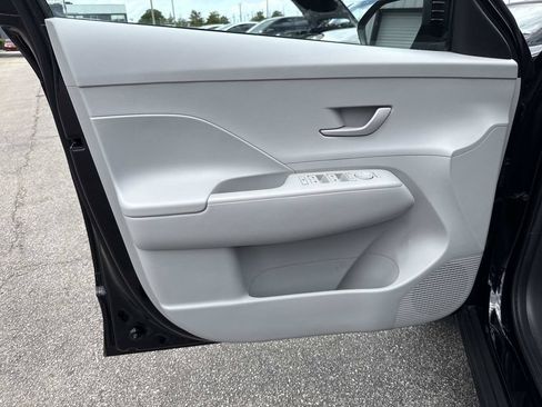 Used 2024 Hyundai Kona SEL FWD image 19