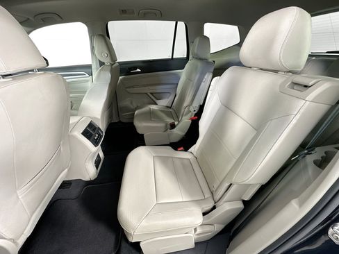 Used 2023 Volkswagen Atlas SE image 24