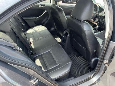 Used 2014 Volkswagen Jetta SE FWD image 27