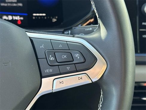 Certified 2022 Volkswagen Taos SE image 18