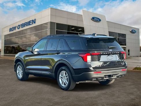Certified 2026 Ford Explorer Active AWD/4WD image 3