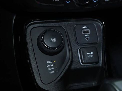 Certified 2021 Jeep Compass Limited w/ Elite Interior Group AWD/4WD image 27