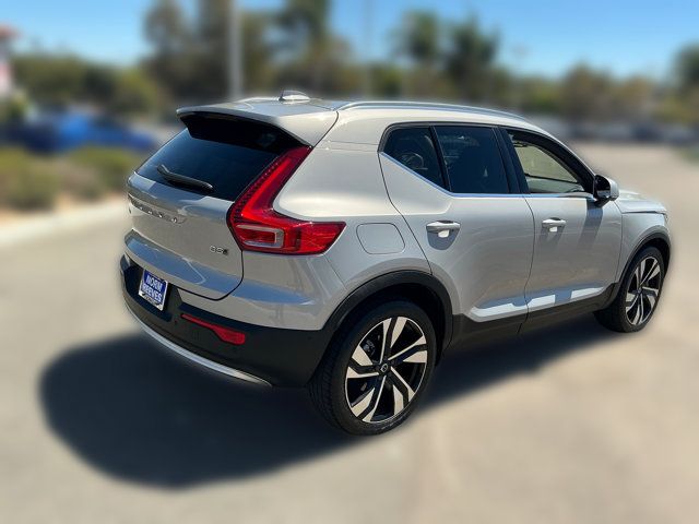 Used 2023 Volvo XC40 B5 Ultimate w/ Protection Package Premier AWD/4WD image 5