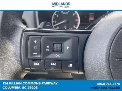 Used 2023 Nissan Rogue SV AWD/4WD image 20