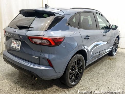 Used 2023 Ford Escape ST-Line Elite AWD/4WD image 8