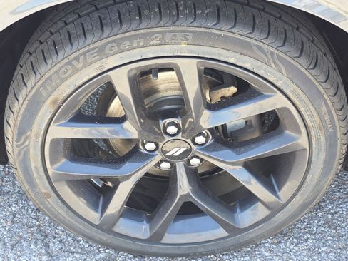 Used 2019 Dodge Challenger SXT w/ Blacktop Package RWD image 36