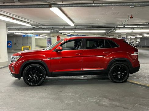 Used 2023 Volkswagen Atlas Cross Sport SE w/ Panoramic Sunroof Package image 33