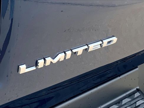 Used 2019 RAM 1500 Limited AWD/4WD image 10