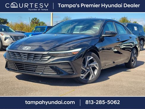 Certified 2025 Hyundai Elantra Sport w/ Cargo Package image 1