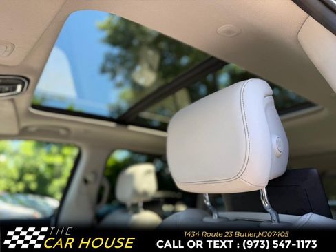 Used 2022 Jeep Wagoneer Series I w/ Convenience Group I AWD/4WD image 16