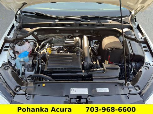 Used 2017 Volkswagen Jetta SE FWD image 35