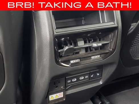 Used 2026 Jeep Grand Cherokee Limited AWD/4WD image 26