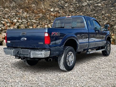 Used 2013 Ford F350 Lariat w/ Chrome Pkg image 2