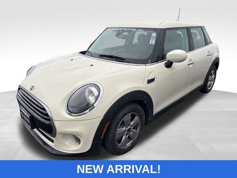 Used 2020 MINI Cooper 4-Door Hardtop image 1