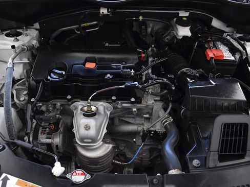 Used 2023 Honda HR-V LX image 29