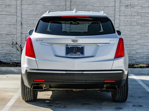 Used 2018 Cadillac XT5 FWD image 9