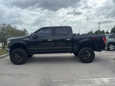 Used 2017 Ford F150 XLT w/ Equipment Group 302A Luxury AWD/4WD image 8