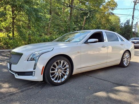 Used 2017 Cadillac CT6 Luxury image 7