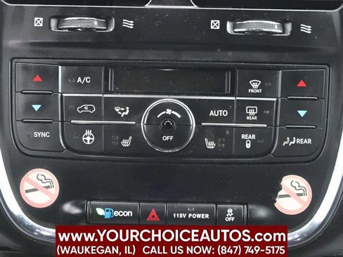 Used 2019 Dodge Grand Caravan GT image 21