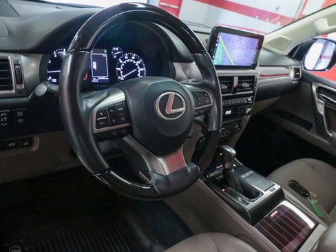 Used 2023 Lexus GX 460 Luxury w/ Sport Design Package image 13