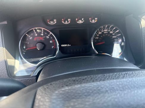 Used 2014 Ford F150 FX4 w/ Equipment Group 402A Luxury AWD/4WD image 22