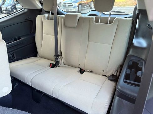 Used 2019 Subaru Ascent Premium image 24