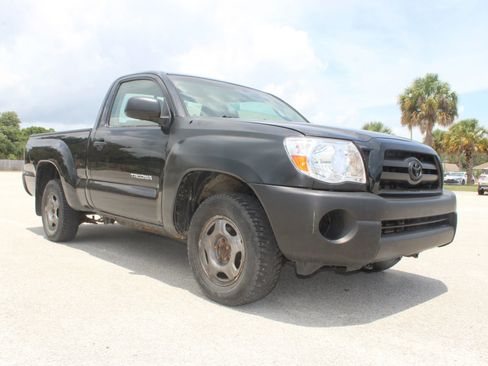 Used 2010 Toyota Tacoma 2WD Regular Cab image 17