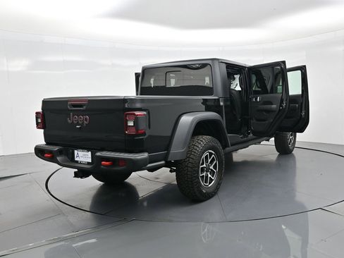 New 2025 Jeep Gladiator Rubicon w/ Convenience Group image 43