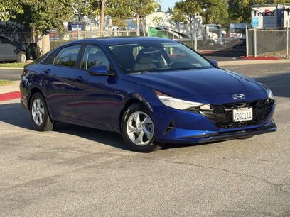Used 2023 Hyundai Elantra SE
