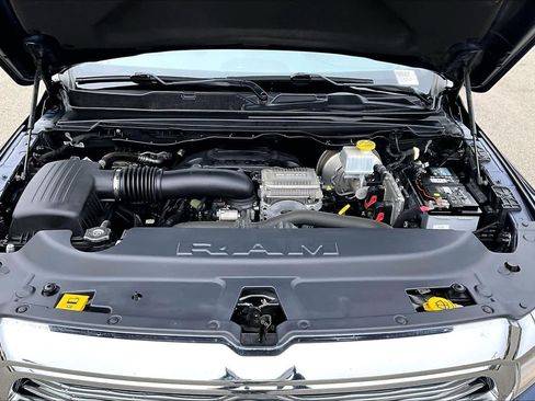 Used 2021 RAM 1500 Laramie image 31