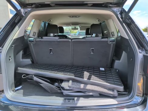 Used 2022 Volkswagen Atlas SE AWD/4WD image 15