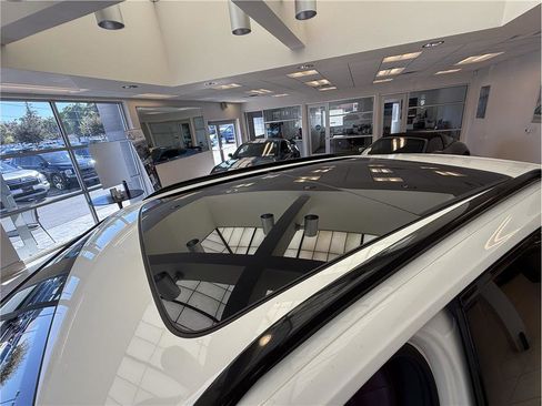 Used 2022 Porsche Cayenne E-Hybrid w/ Premium Plus Package image 48