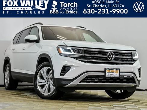 Certified 2023 Volkswagen Atlas SE image 1