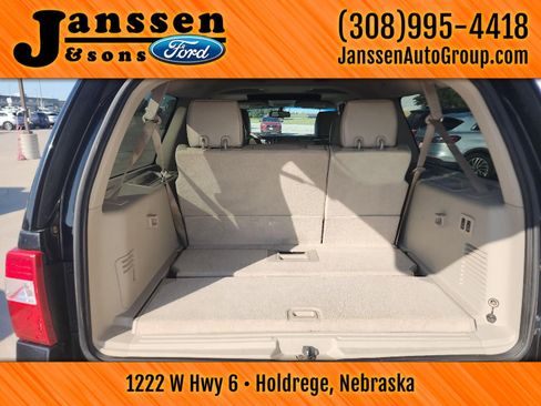 Used 2010 Ford Expedition EL XLT image 13