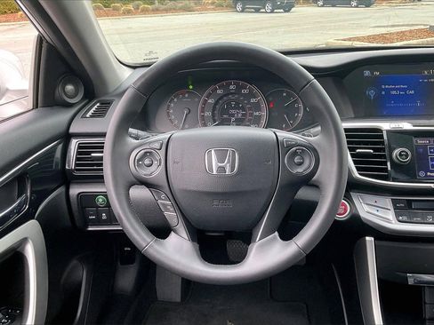 Used 2015 Honda Accord EX-L image 10