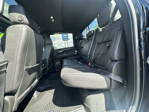 Used 2024 Chevrolet Silverado 2500 High Country w/ Technology Package AWD/4WD image 18