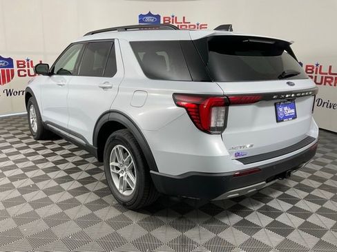 New 2025 Ford Explorer Active w/ Active Comfort Package image 5