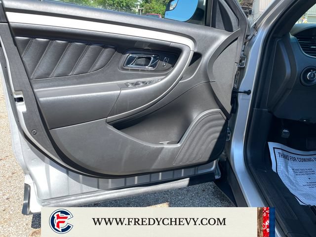 Used 2019 Ford Taurus SEL FWD image 13