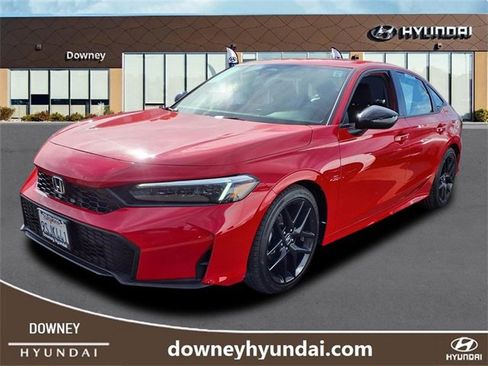 Used 2025 Honda Civic Sport image 1