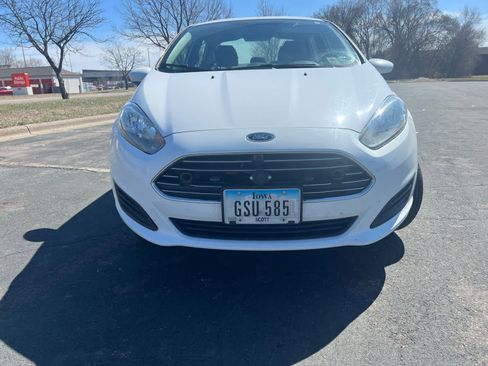 Used 2019 Ford Fiesta S image 2