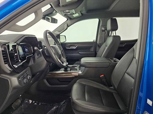 Used 2024 Chevrolet Silverado 1500 LT Trail Boss w/ LT Trail Boss Premium Package image 19