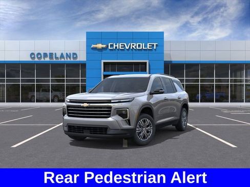 New 2026 Chevrolet Traverse LT w/ Driver Confidence Package image 9