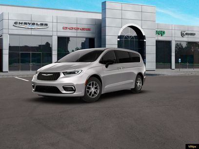 New 2026 Chrysler Pacifica Select